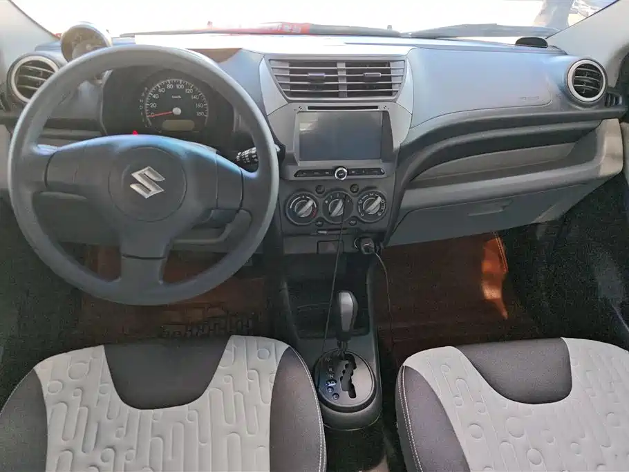 Suzuki Alto 2015 — фото 12