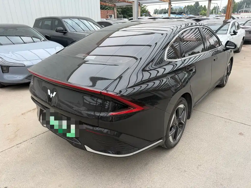 Wuling Starlight 2024 — фото 16