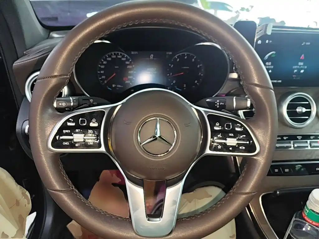 Mercedes-Benz GLC 2022 — фото 11