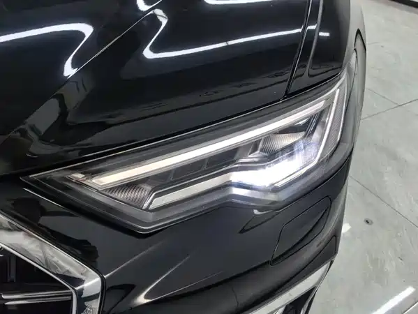 Audi A6L 2025