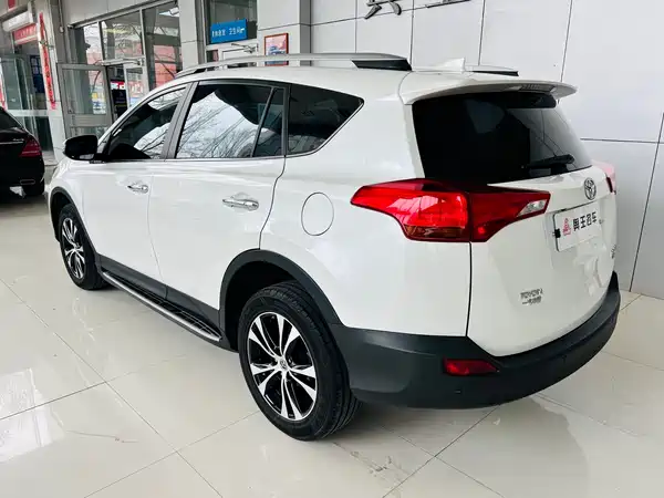 Toyota RAV4 2016