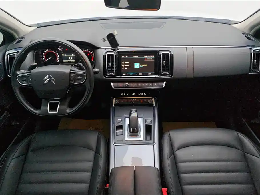 Citroen C6 2021 — фото 12