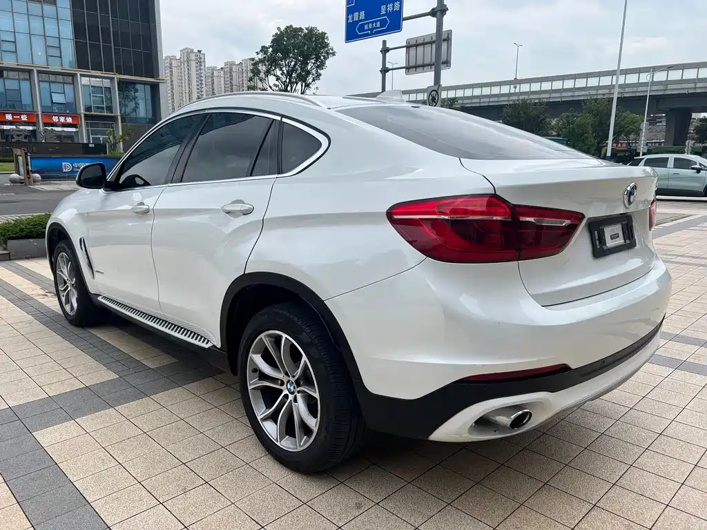 BMW X6 2016 — фото 17
