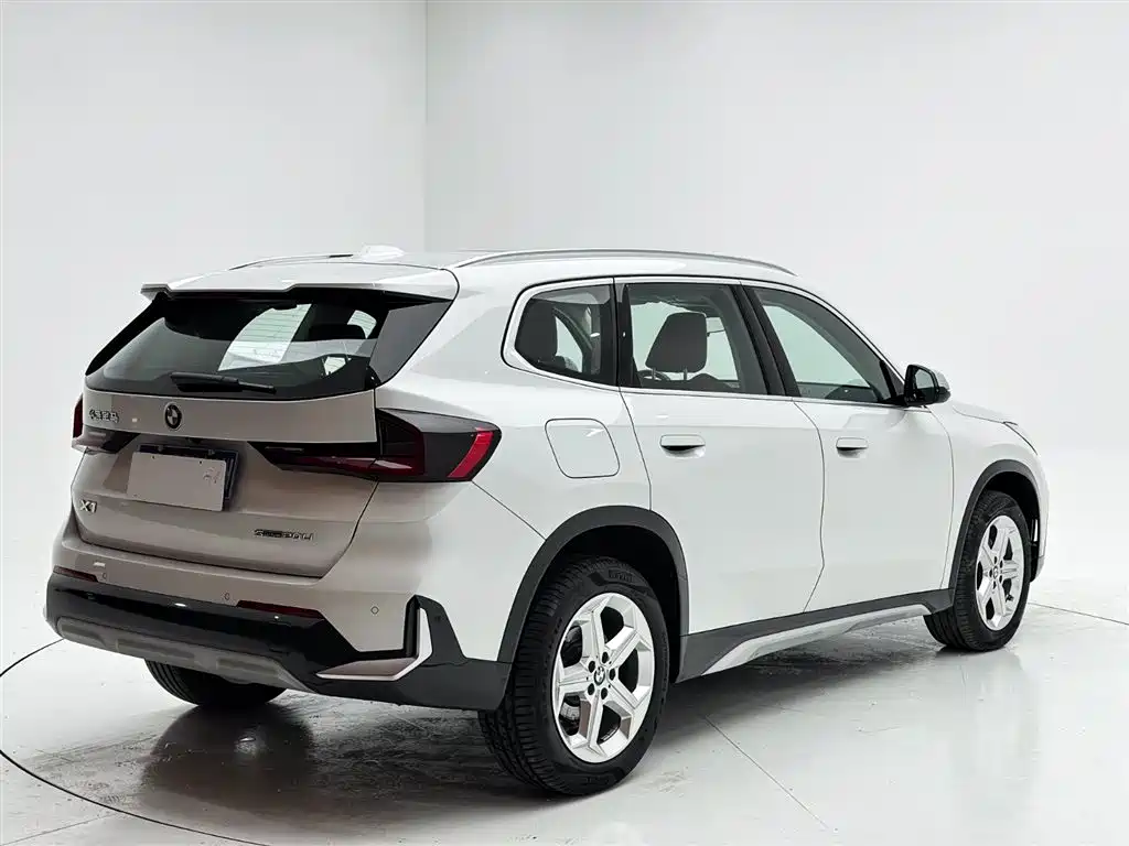 BMW X1 2023 — фото 6