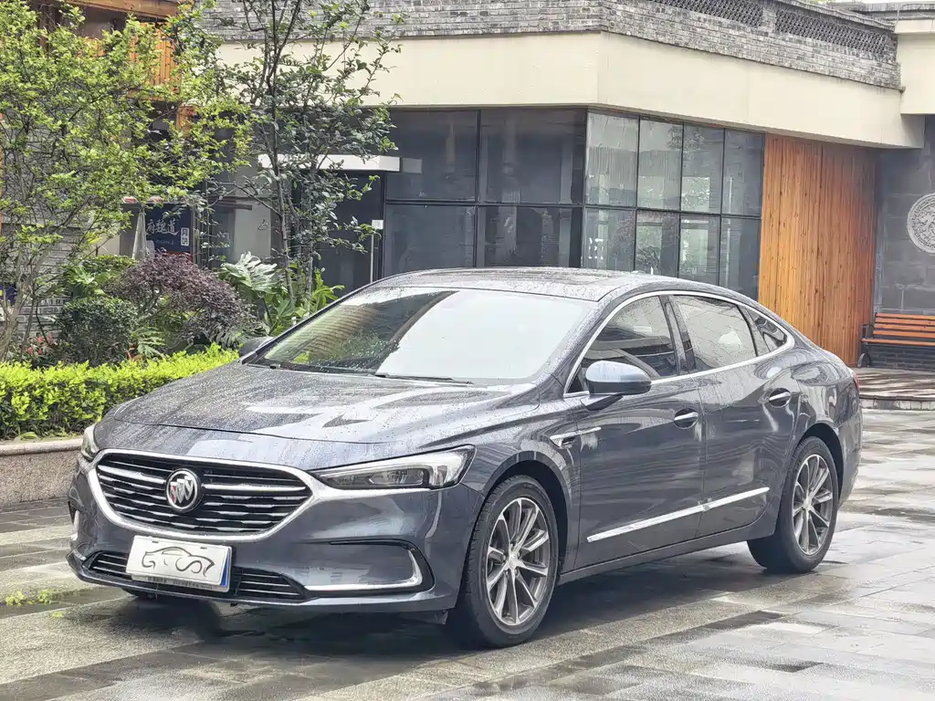 Buick LaCrosse 2019 — фото 1