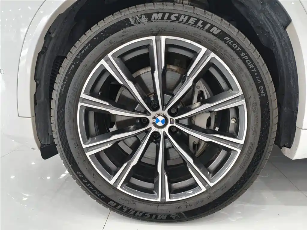 BMW X5 2019 — фото 16