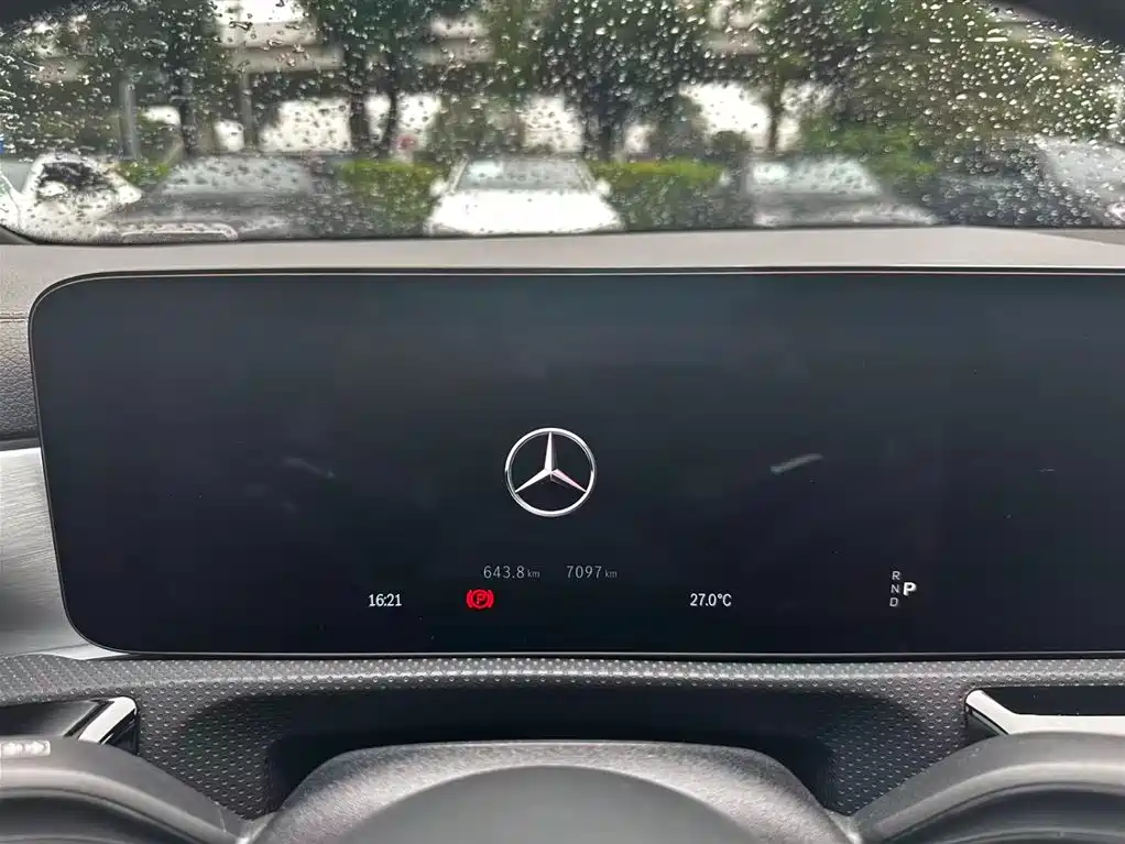 Mercedes-Benz A-Class AMG 2025 — фото 20