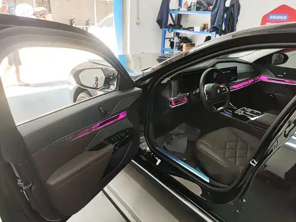 BMW 7 Series 2024