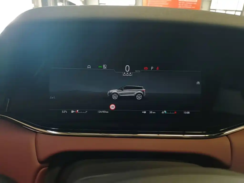 Land Rover Evoque 2025 — фото 8