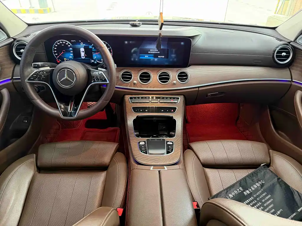 Mercedes-Benz E-Class 2021 — фото 16