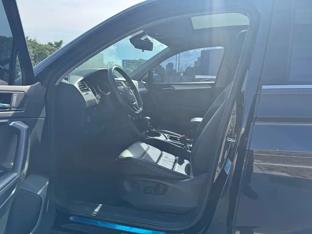 Volkswagen Tiguan L 2020