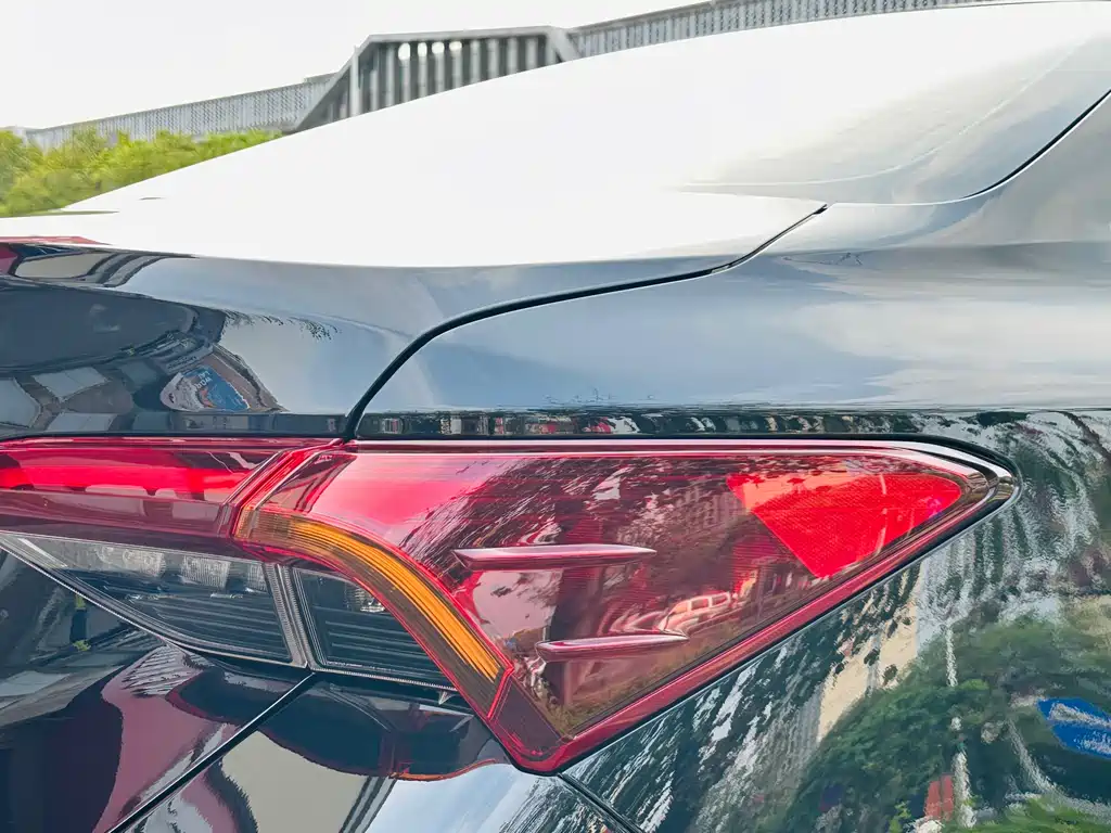 Toyota Avalon 2024 — фото 12