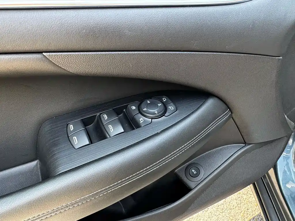 Buick LaCrosse 2021 — фото 18