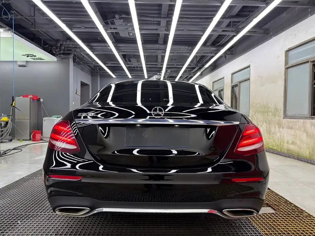 Mercedes-Benz E-Class 2018