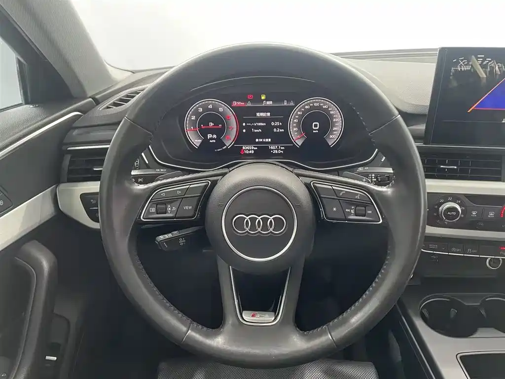 Audi A4L 2020 — фото 13