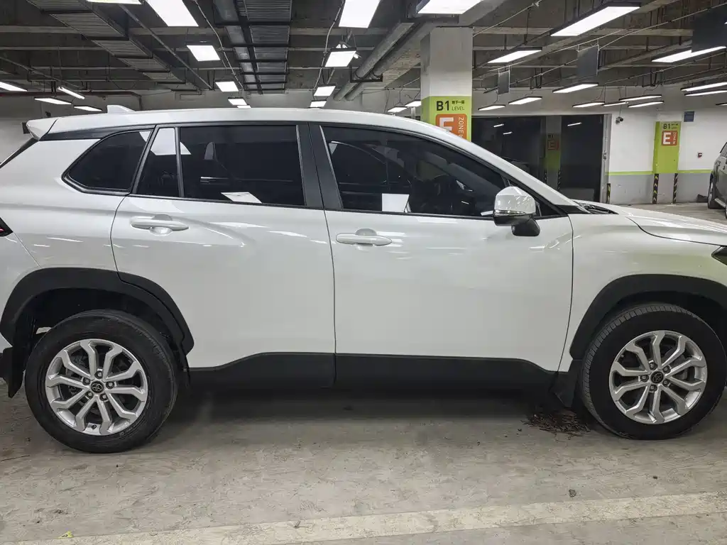 Toyota Frontlander 2023