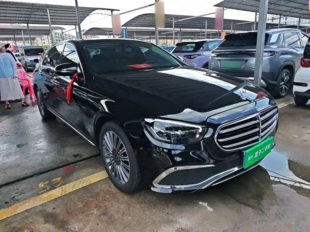 Mercedes-Benz E-Class 2023