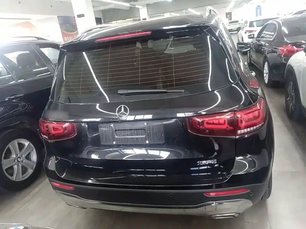 Mercedes-Benz GLB 2023 — фото 6