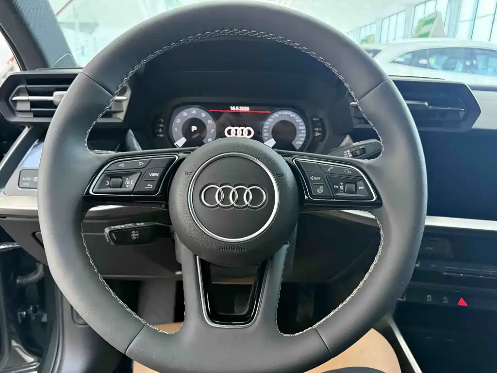 Audi A3 2022 — фото 12