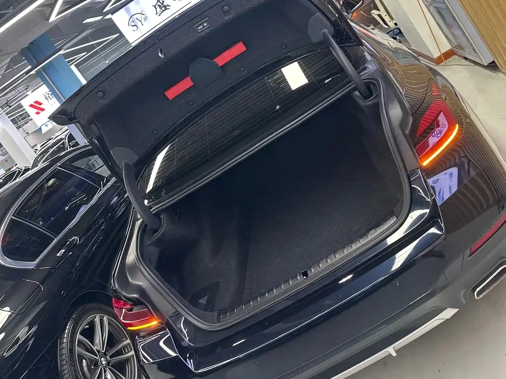 BMW 5 Series 2023 — фото 15