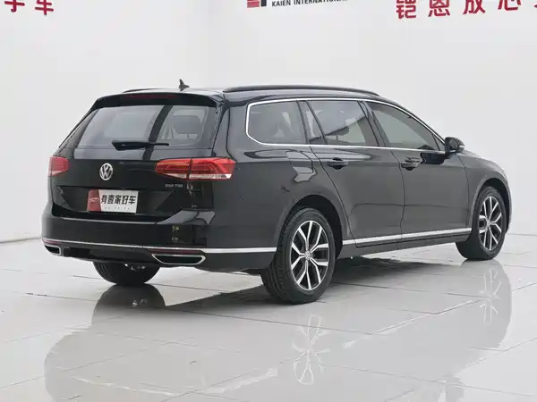 Volkswagen Viloran 2019