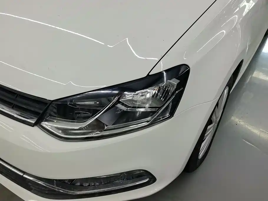 Volkswagen Polo 2016