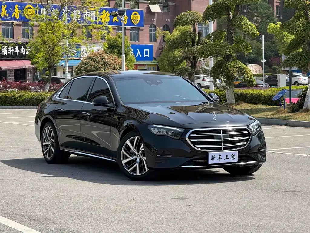 Mercedes-Benz E-Class 2023