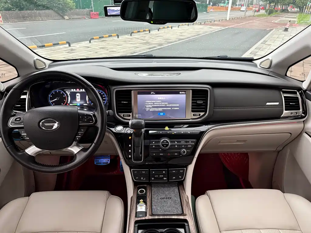 GAC Motor Trumpchi M8 2019 — фото 19