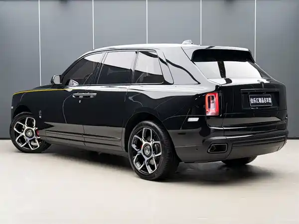 Rolls-Royce Cullinan 2021