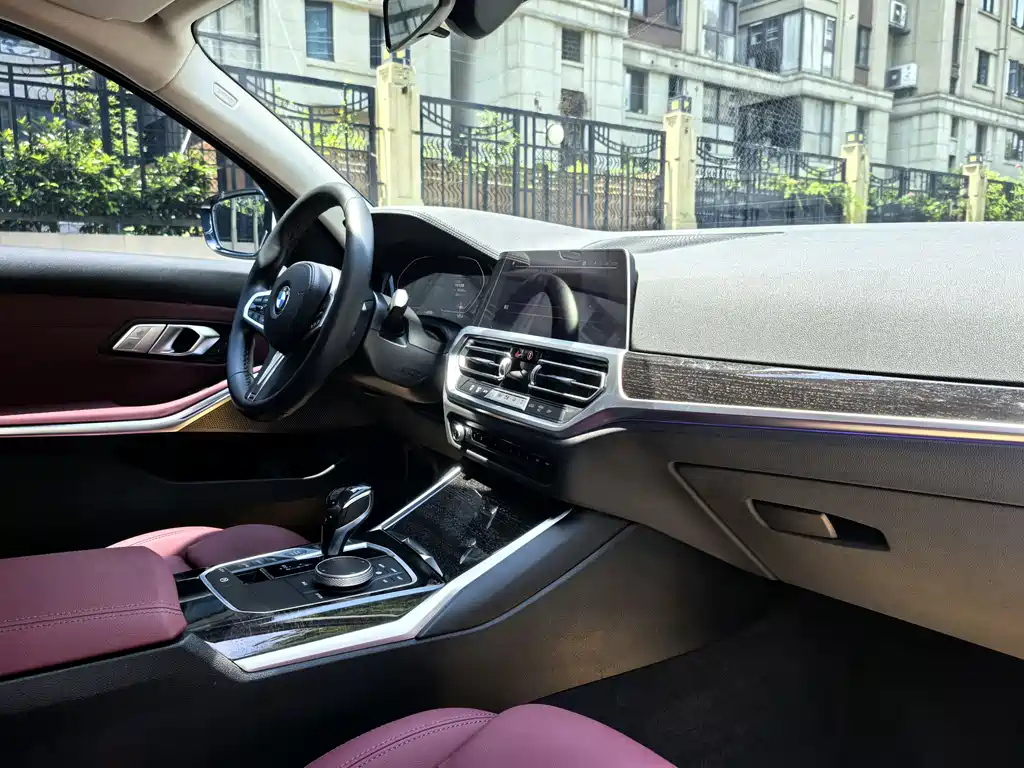 BMW 3 Series 2021 — фото 9