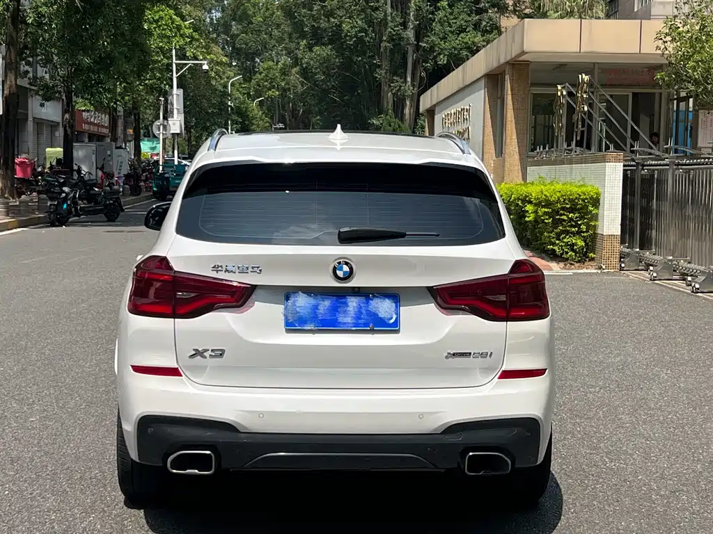 BMW X3 2019 — фото 9