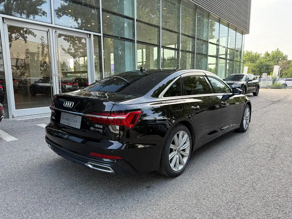 Audi A6L 2021 — фото 18