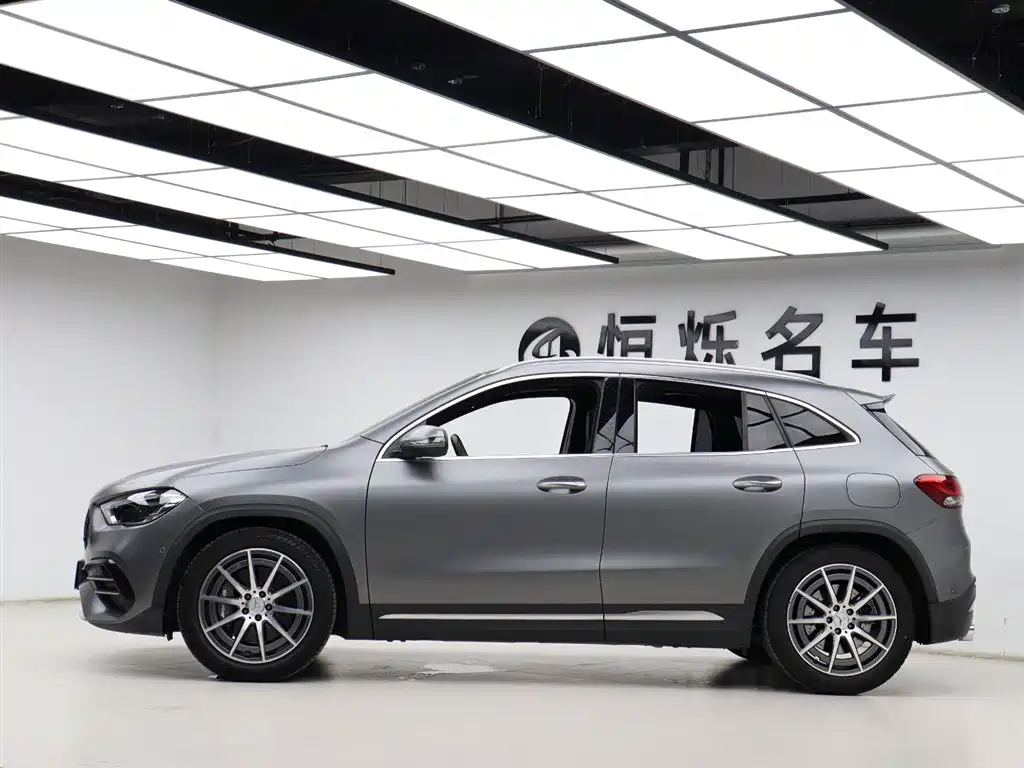 Mercedes-Benz GLA AMG 2021 — фото 34