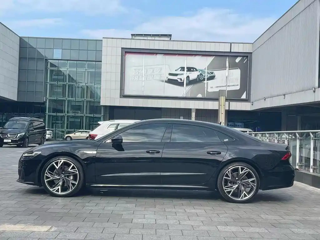 Audi A7L 2023 — фото 8