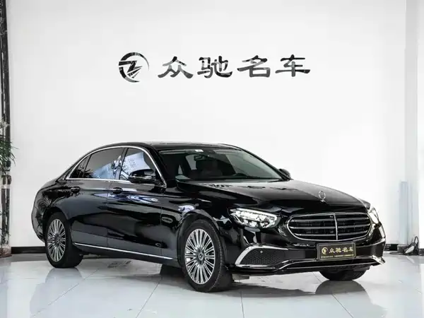 Mercedes-Benz E-Class 2022