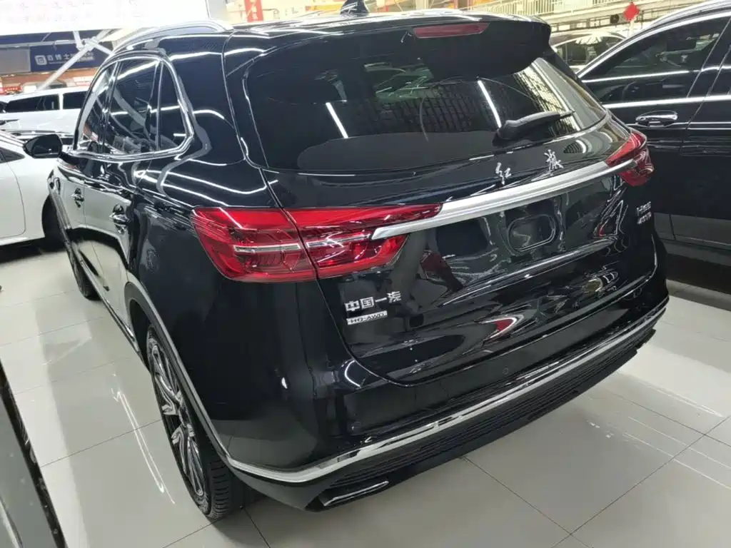 Hongqi HS5 2023