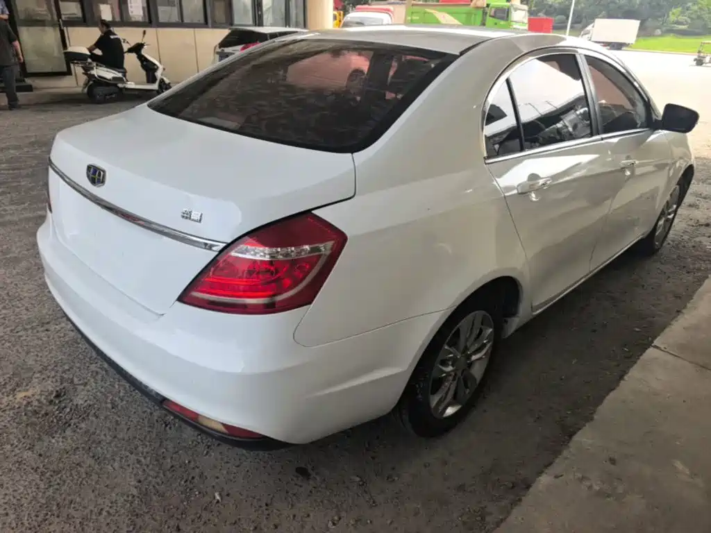 Geely Emgrand 2016