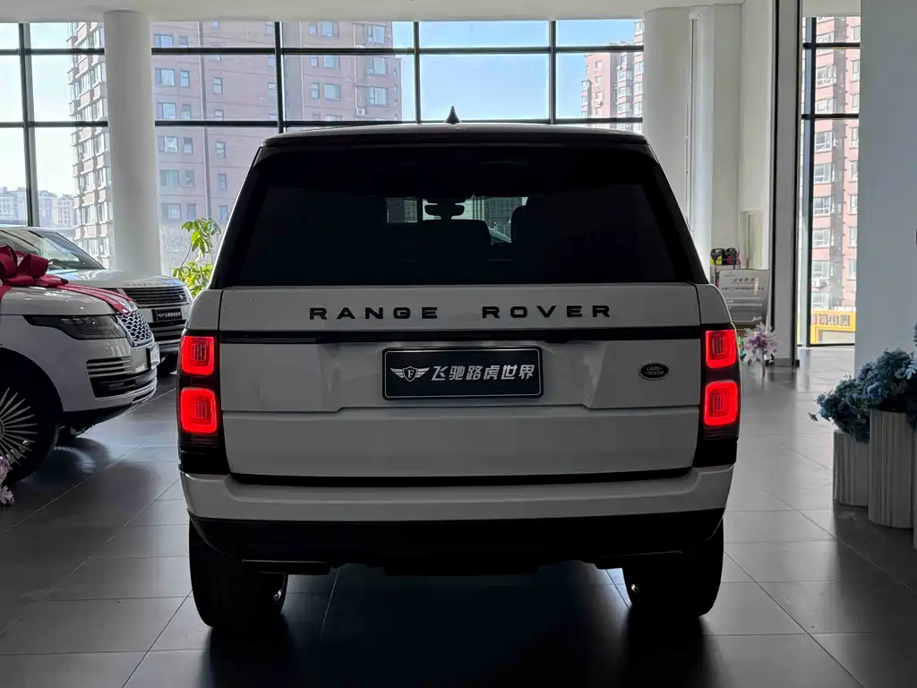 Land Rover Range Rover 2019 — фото 25