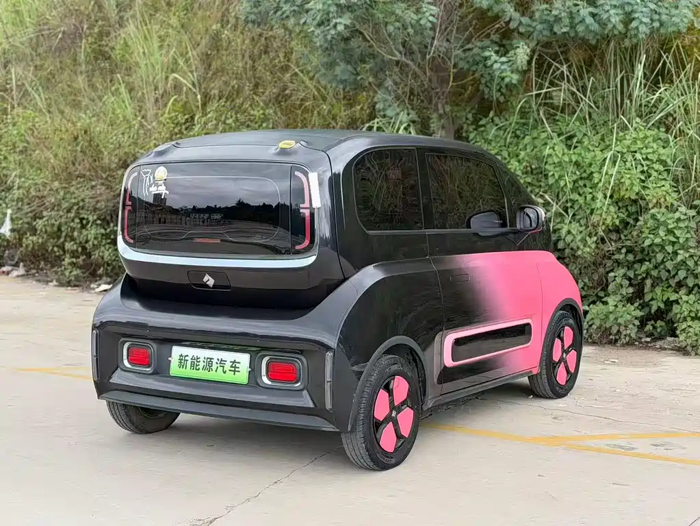 Baojun Kiwi EV 2023 — фото 8