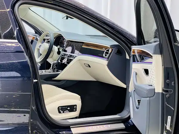 Bentley Flying Spur 2021