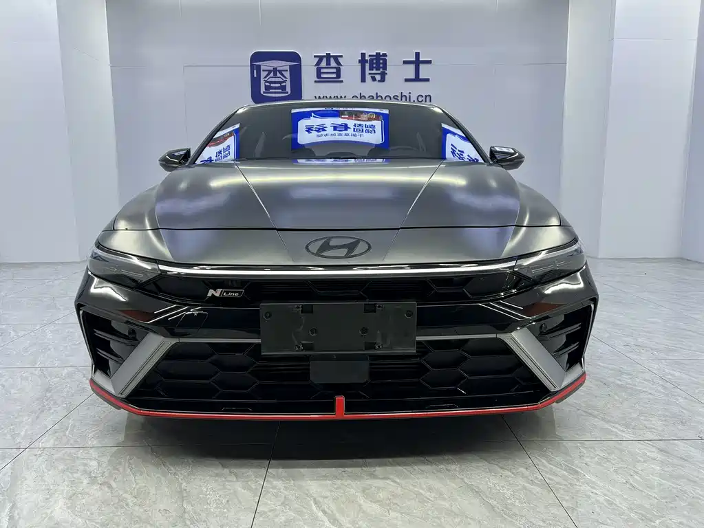 Hyundai Elantra 2023 — фото 2