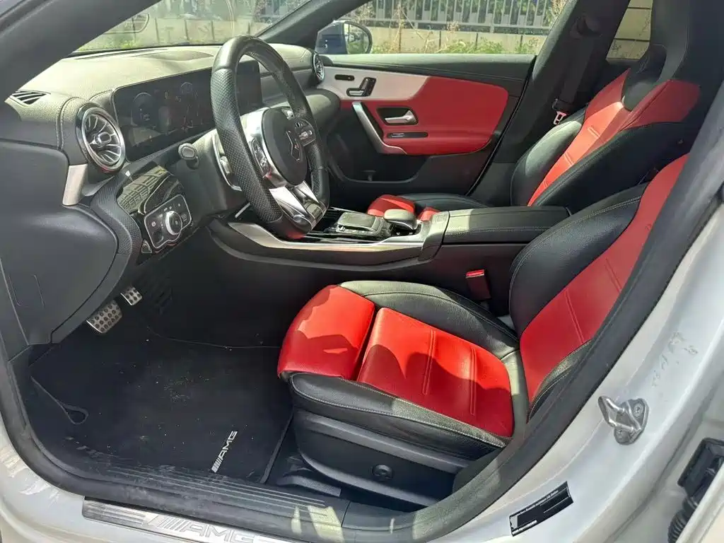 Mercedes-Benz Mercedes CLA AMG 2020 — фото 8