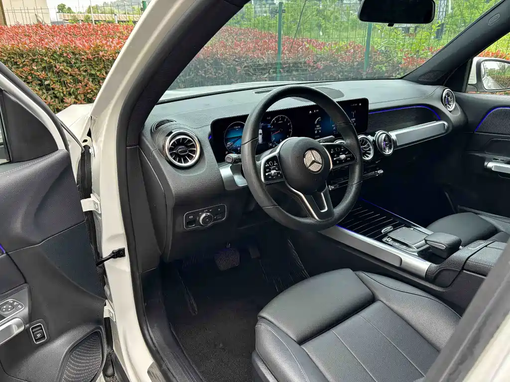 Mercedes-Benz GLB 2022