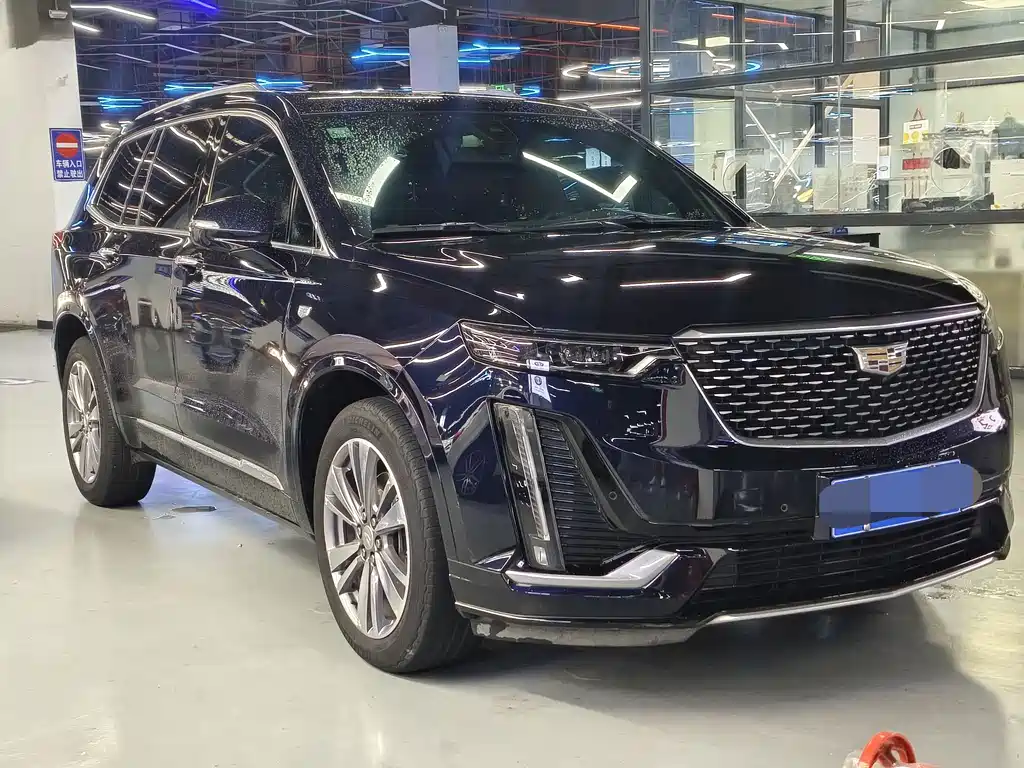 Cadillac XT6 2021