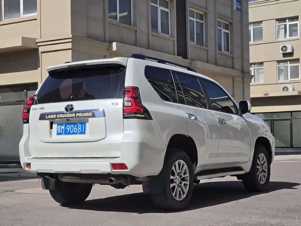 Toyota Prado 2018 — фото 9