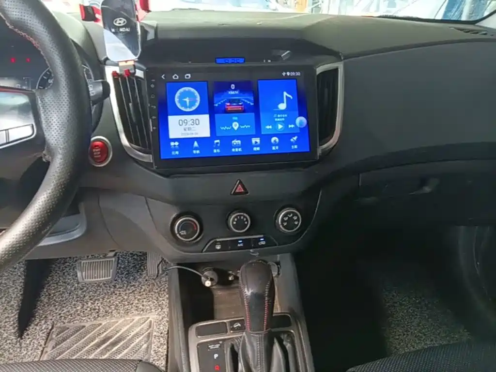 Hyundai ix25 2015 — фото 13