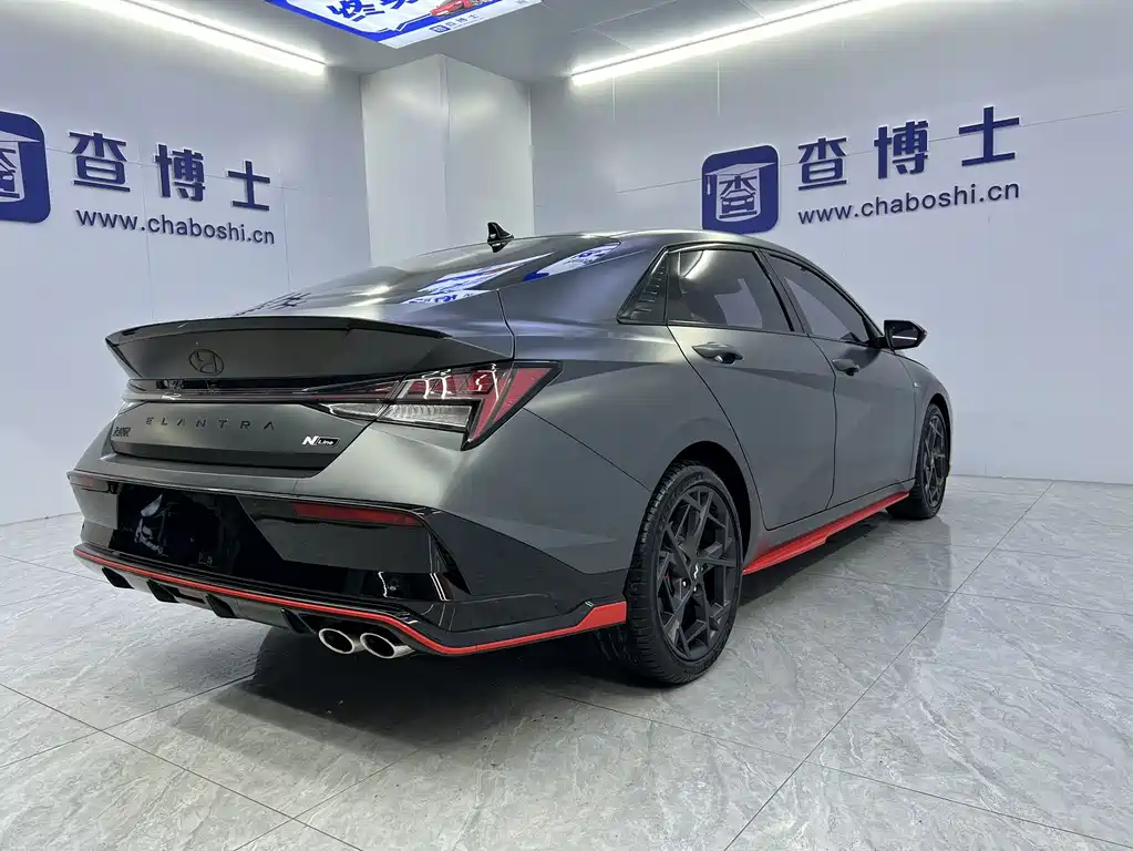 Hyundai Elantra 2023 — фото 16