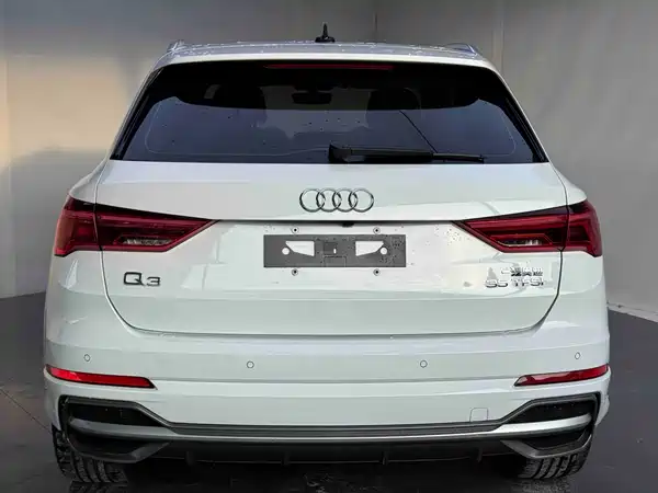 Audi Q3 2023