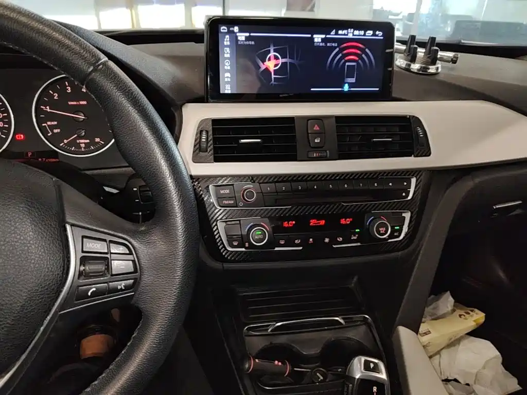 BMW 3 Series GT 2017 — фото 13