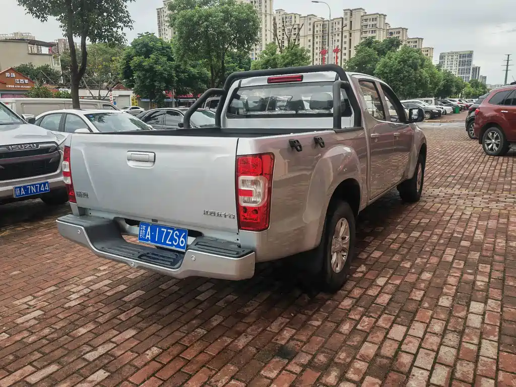 Isuzu RE-MAX Ruimai 2026